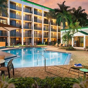 Courtyard By Marriott Fort Lauderdale East / Lauderdale-By-The-Sea